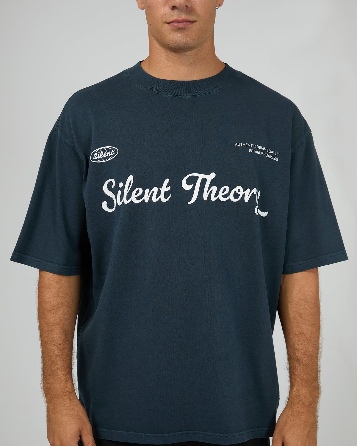 Authentic Box Tee Navy