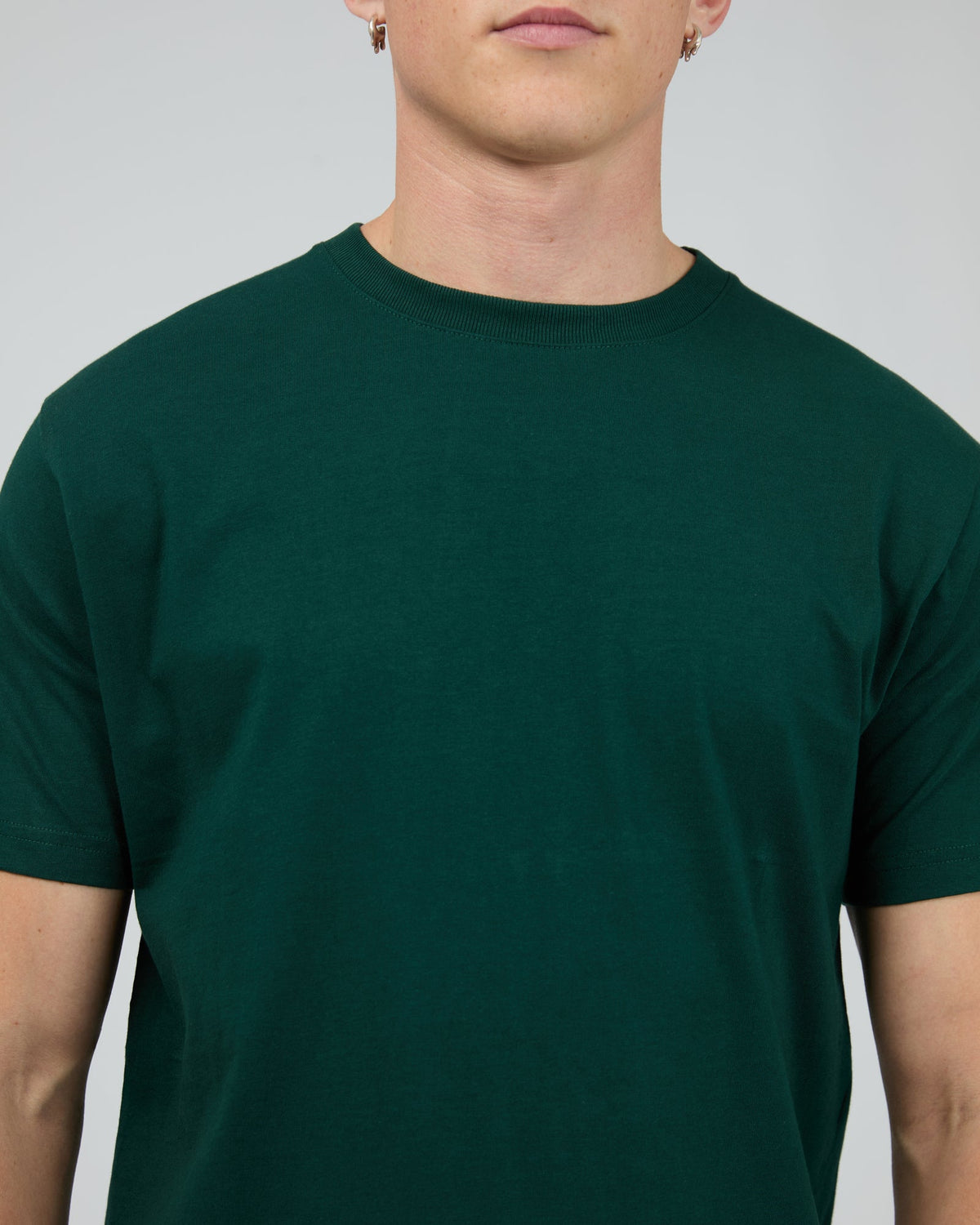 Solid Tail Tee Pine