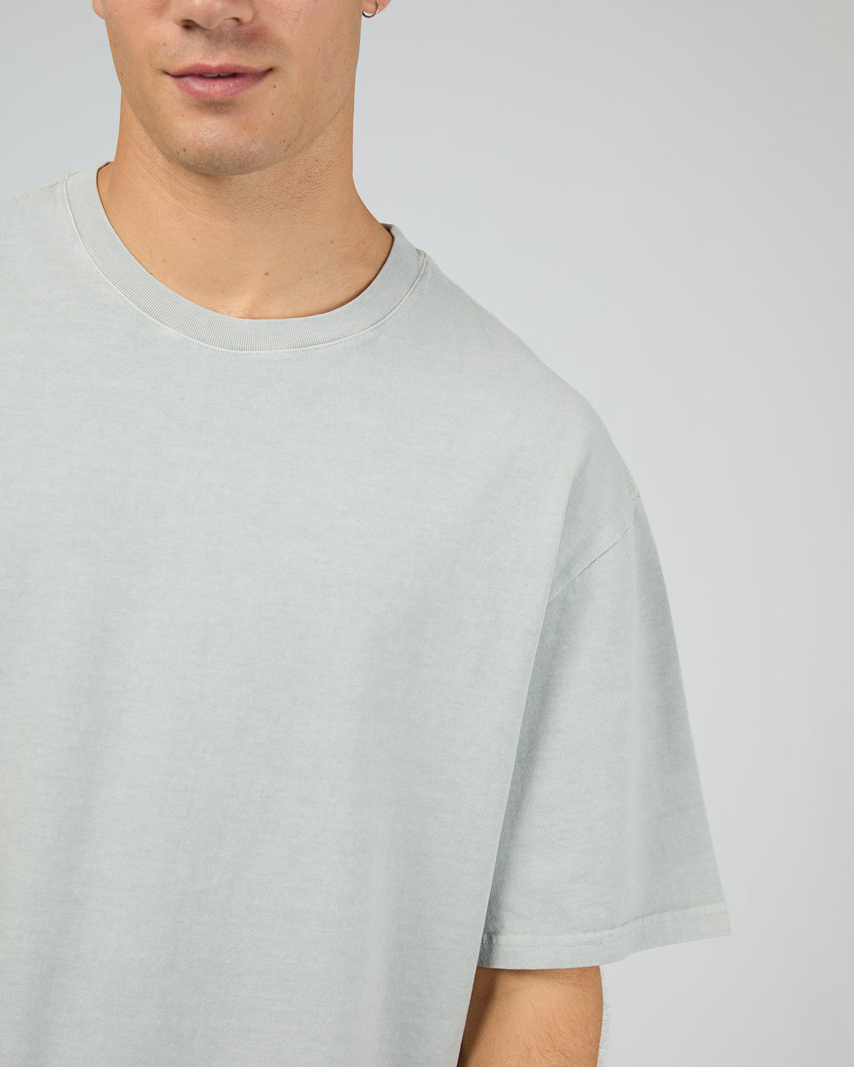 Essential Fit Tee Grey