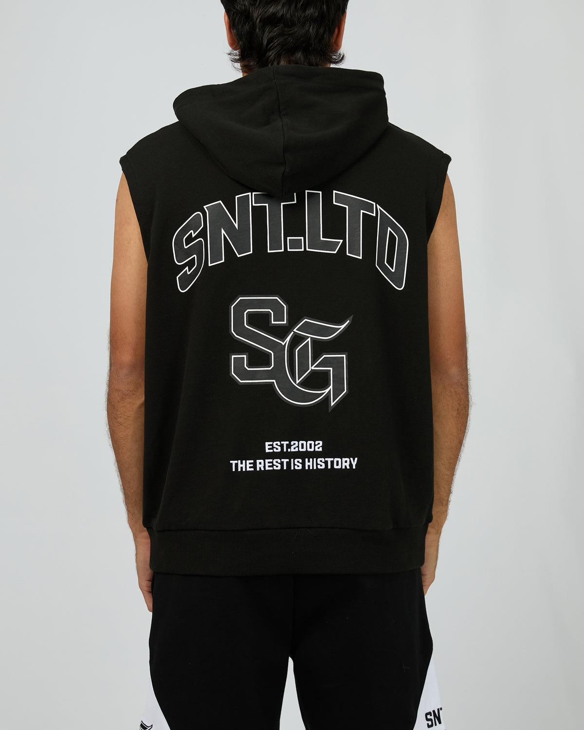 Conquered Hooded Muscle Black