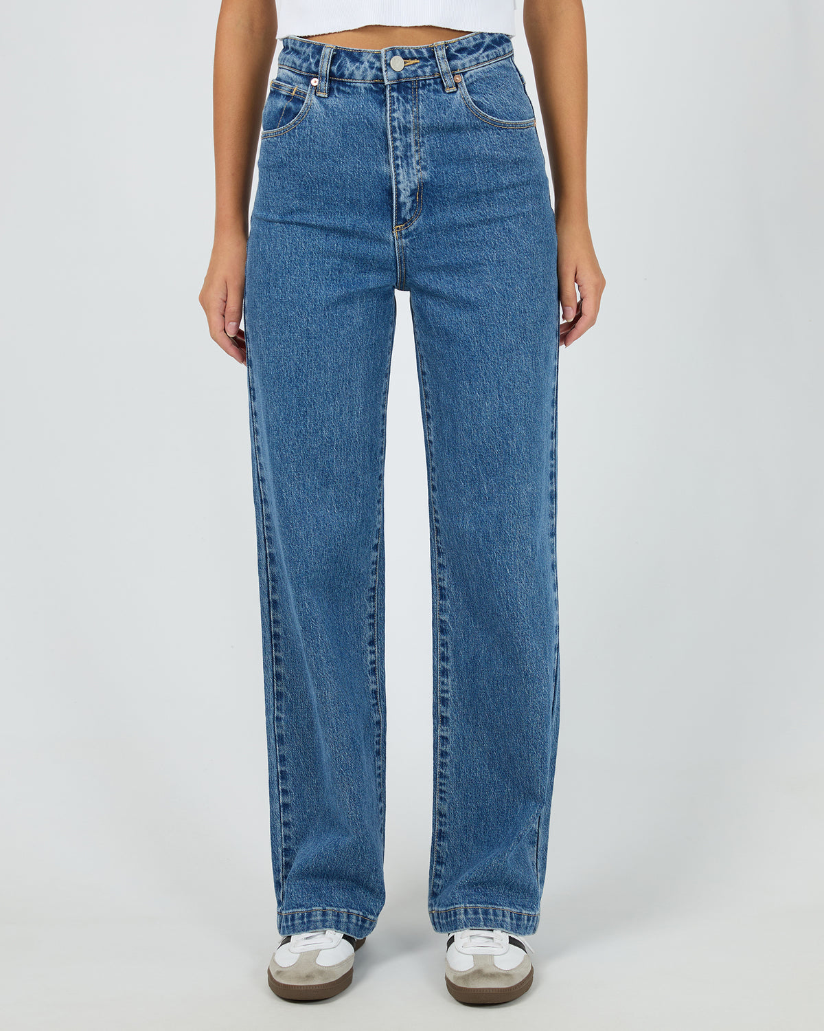 A 94 High & Wide Jean Chantelle Mid Blue