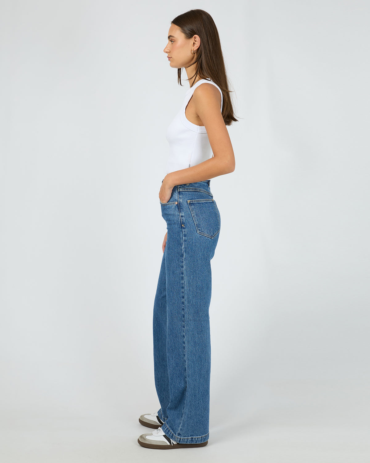 A 94 High & Wide Jean Chantelle Mid Blue