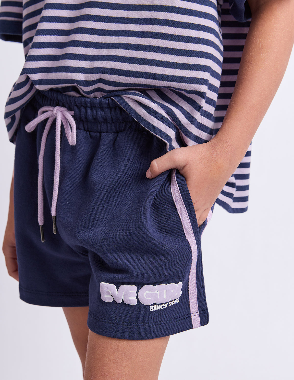 9582002.NAVY_4_1785207383000