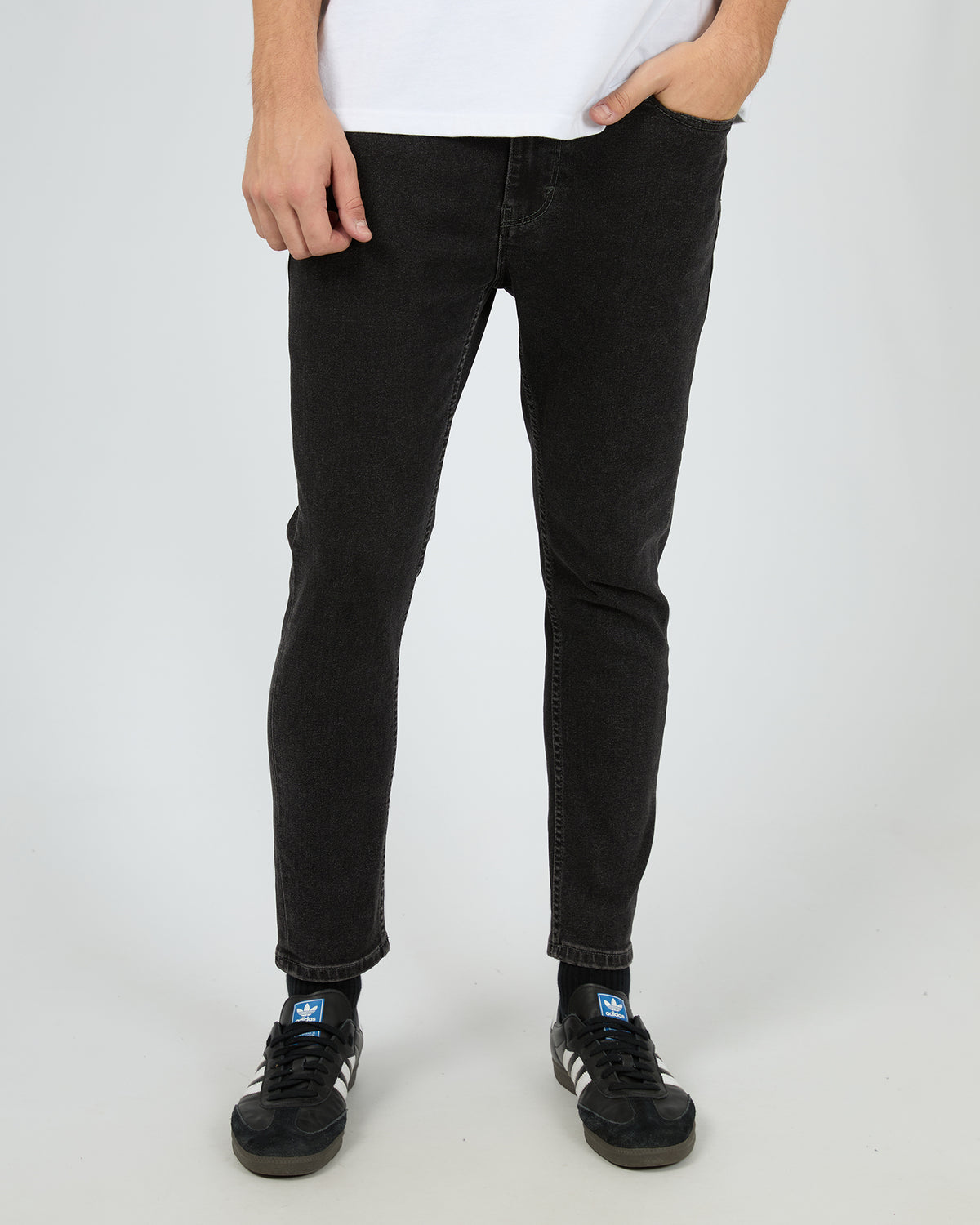 B51J00.BLK_1_1740967254000