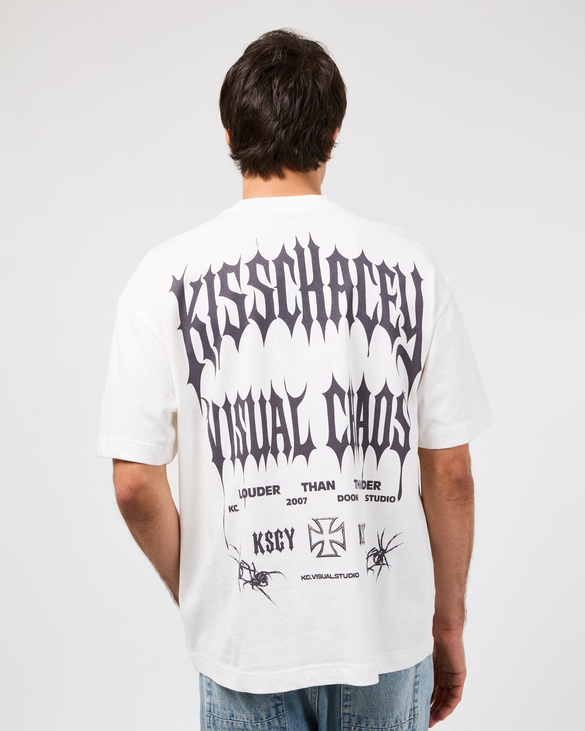 KC261013.WHT_3_1789956474000