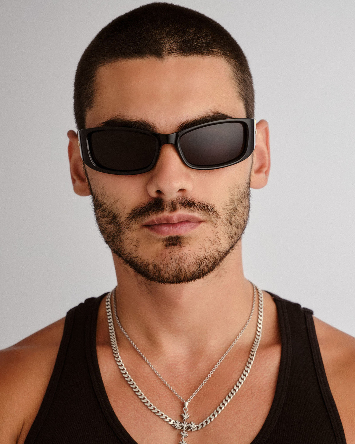 Du Jour Sunglasses Black /Black Smoke Black