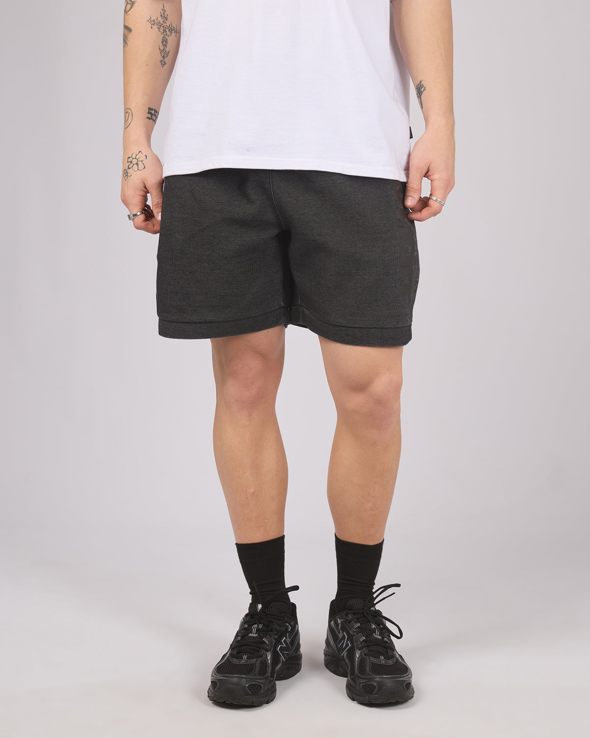Offcut Tech Trackshort Washed Black