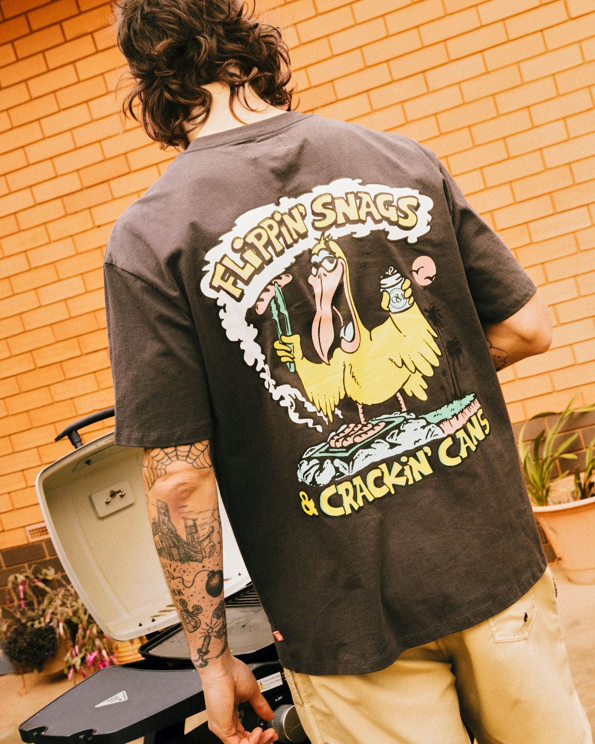 Snags And Cans Tee Charcoal