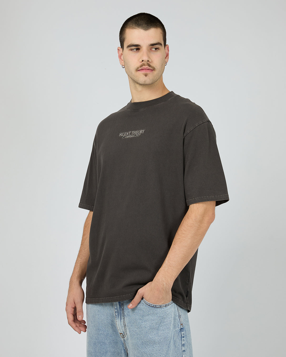 Embro Tee Charcoal