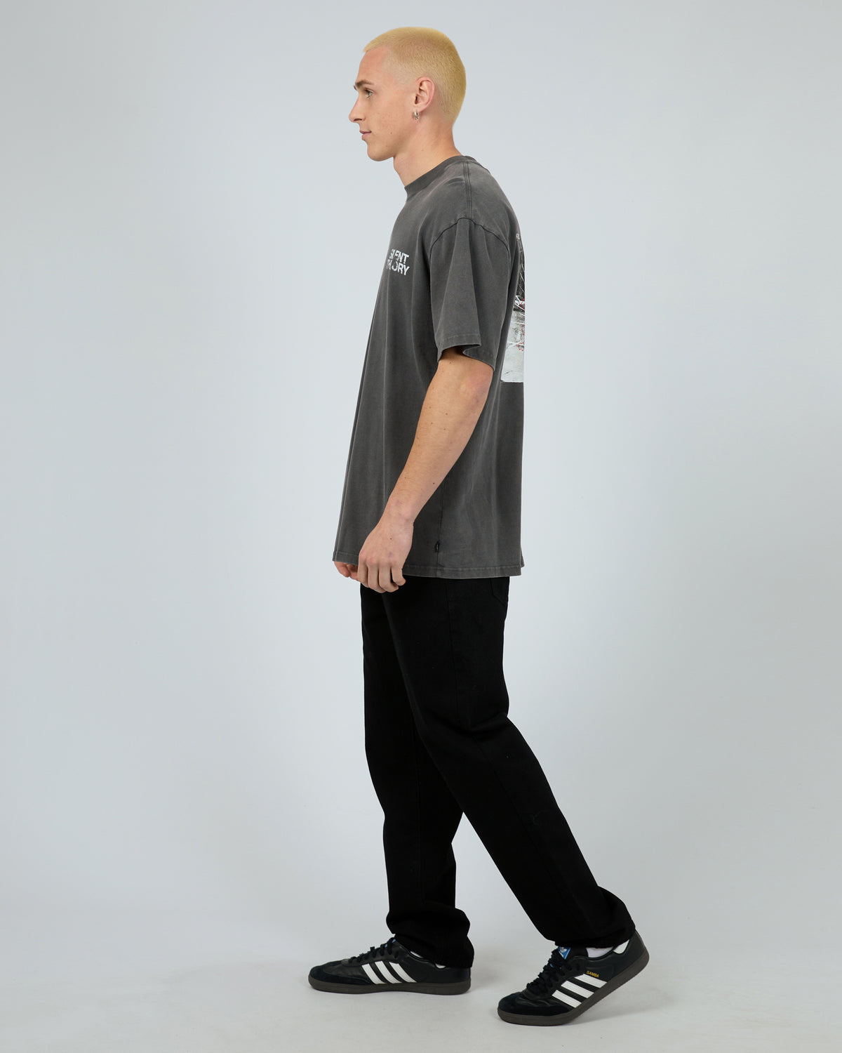Above The Rest Tee Charcoal