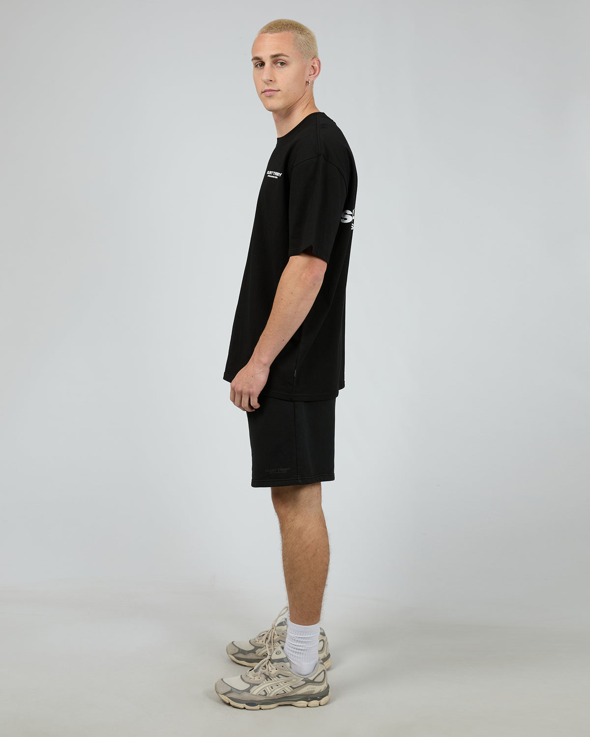 Essential Theory Tee Black