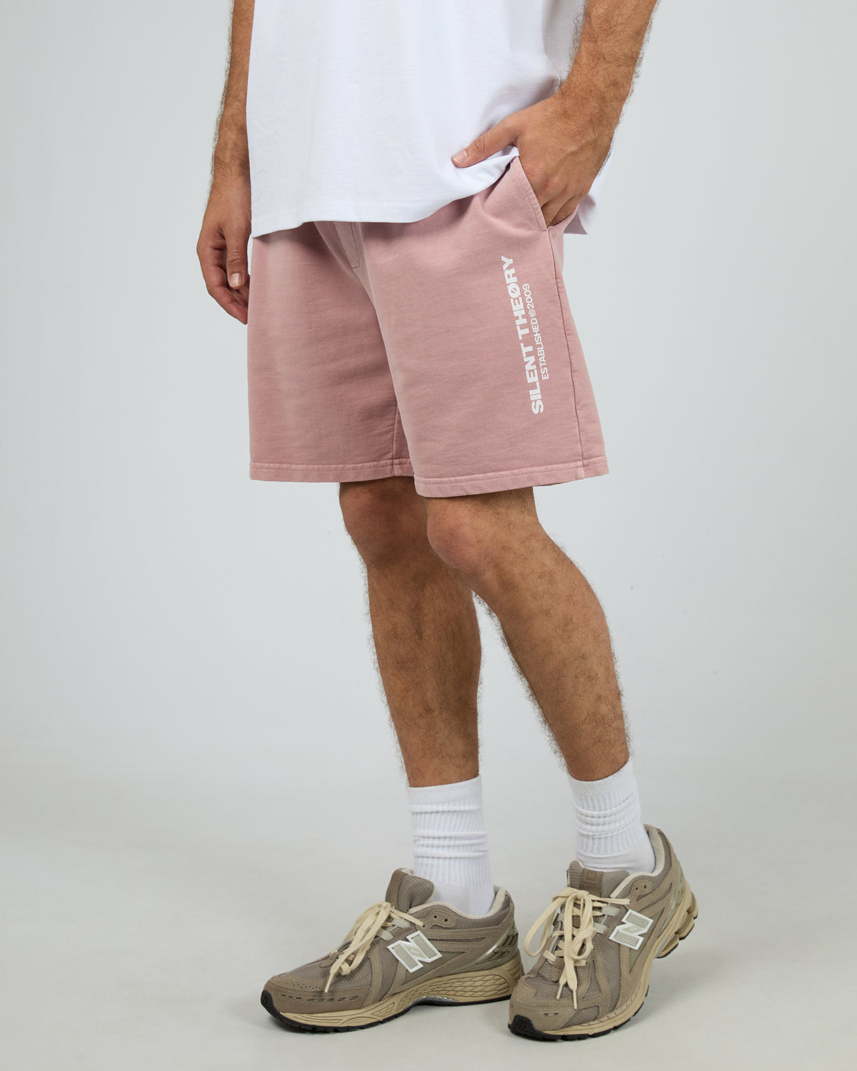 Essential Theory Short V2 Musk