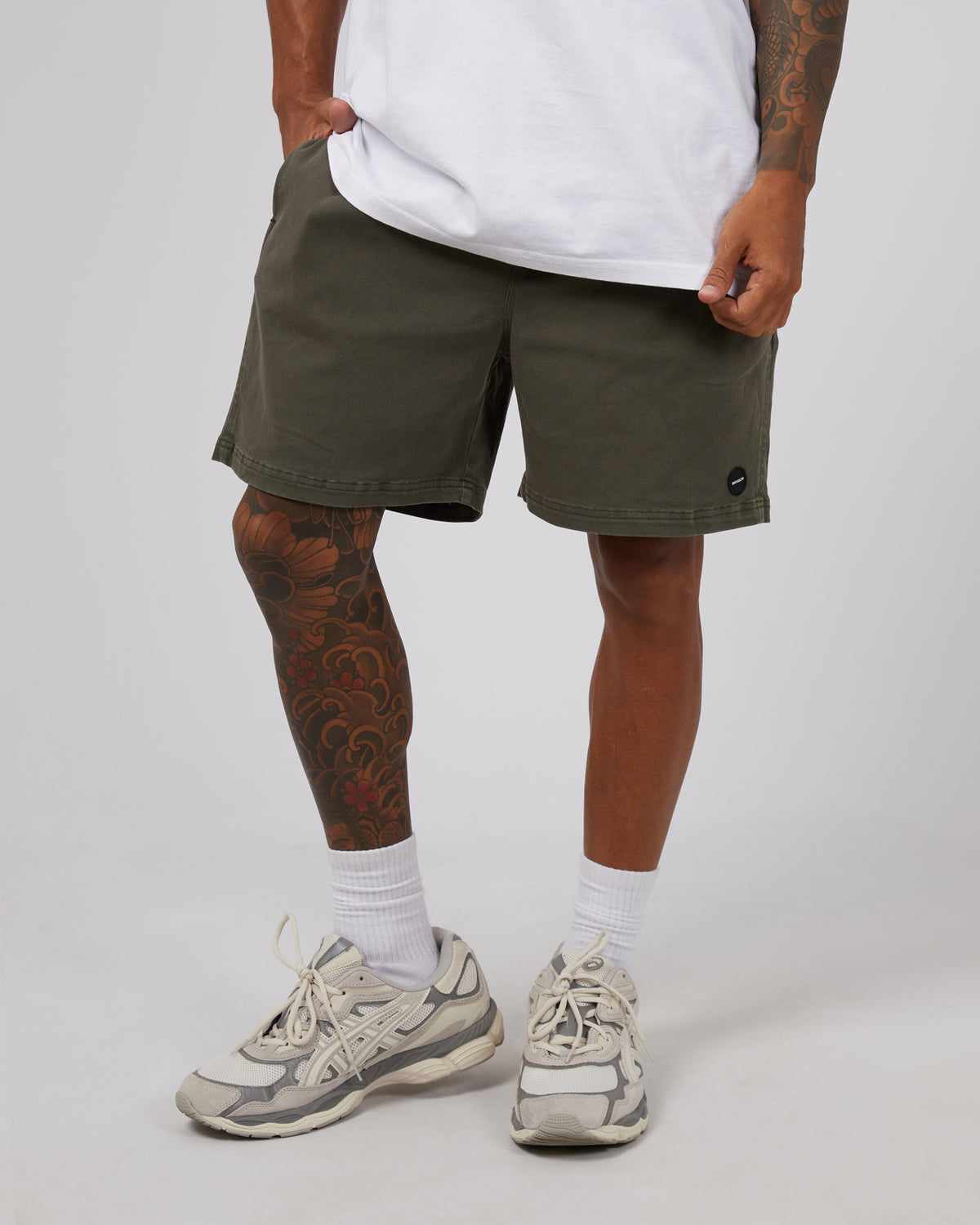 17&quot; Twill Jogger Khaki