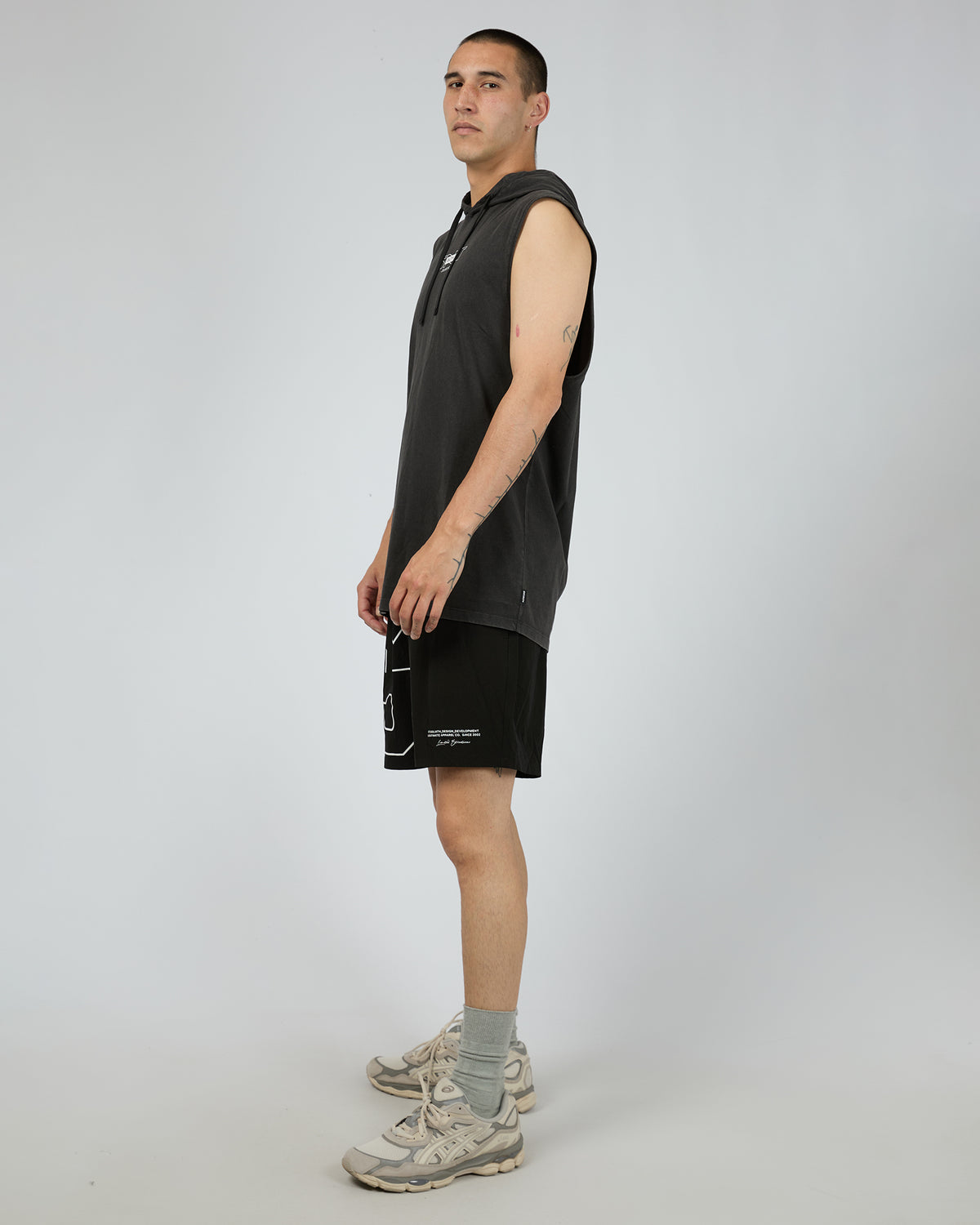 Ever Hooded Muscle Washed Black