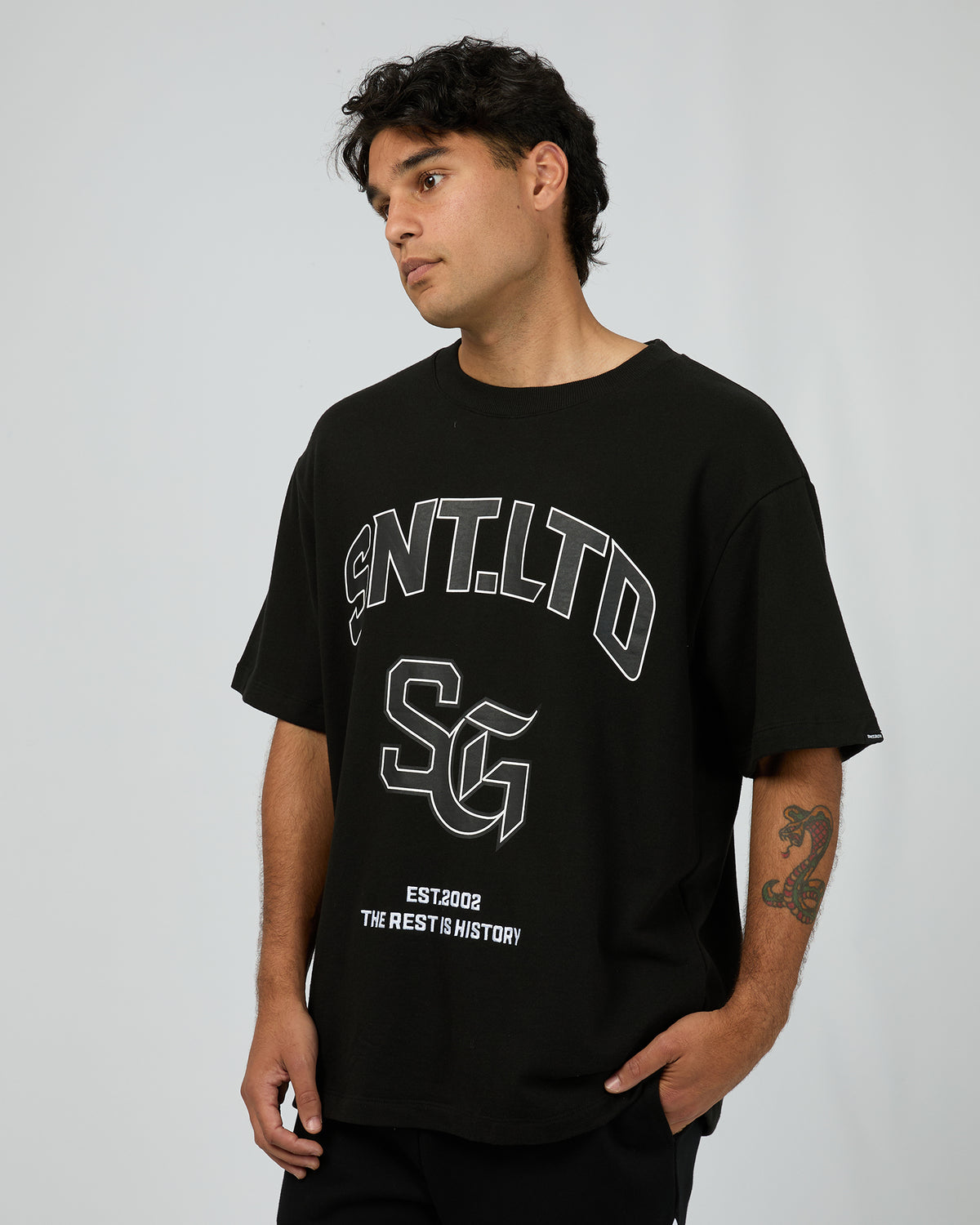 Conquered Loopback Tee Black