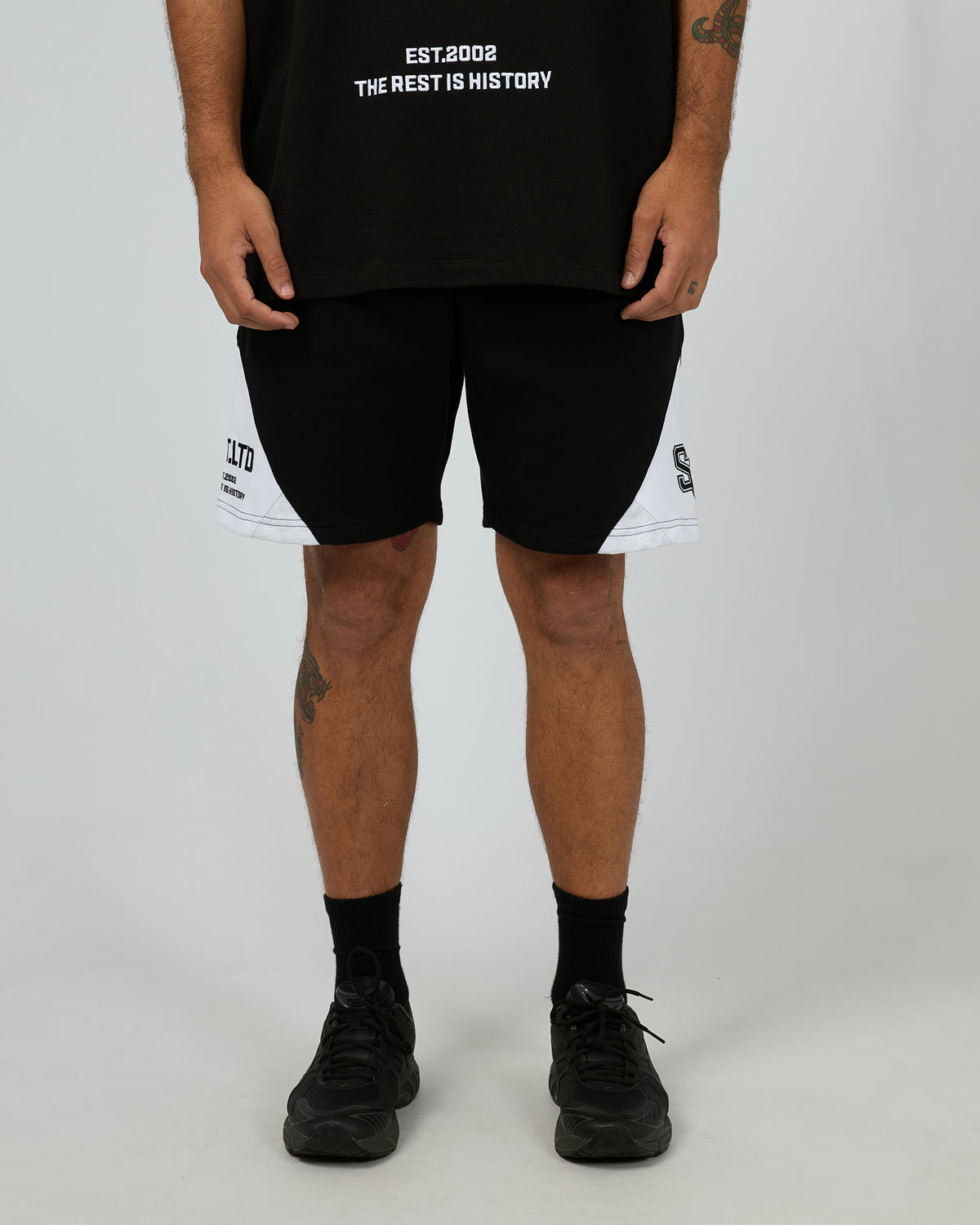 Conquered Short Black