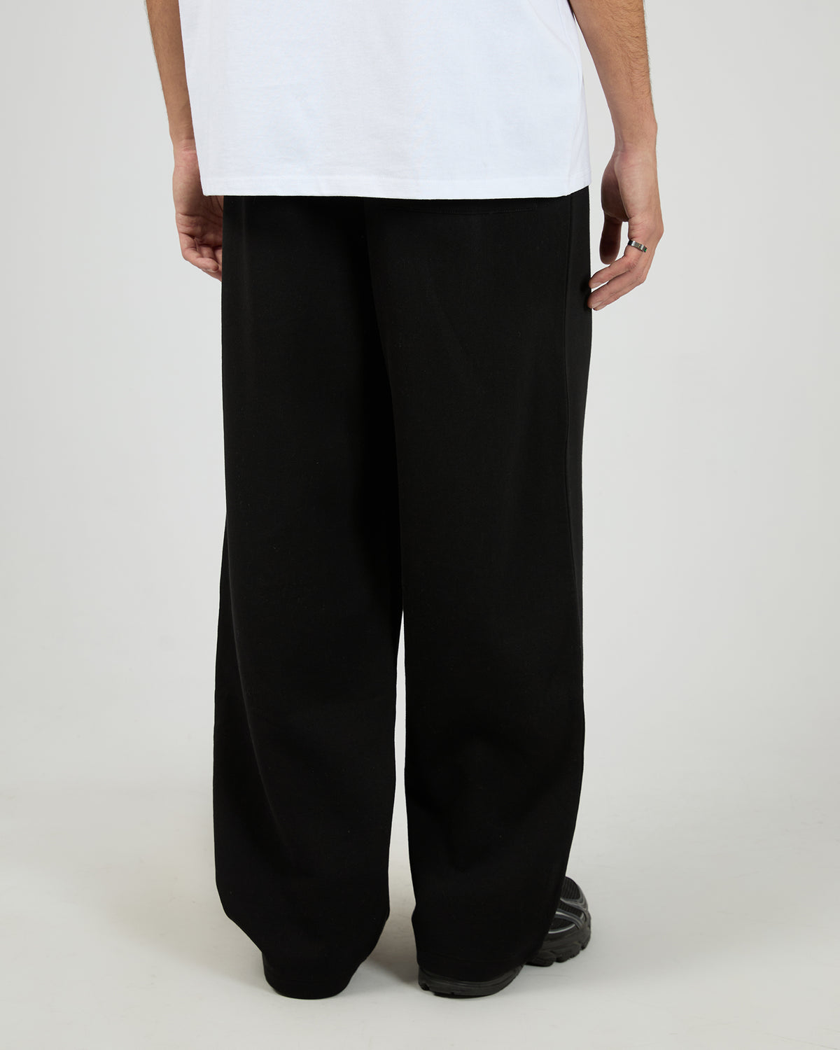 Wide Leg Trackpant Black