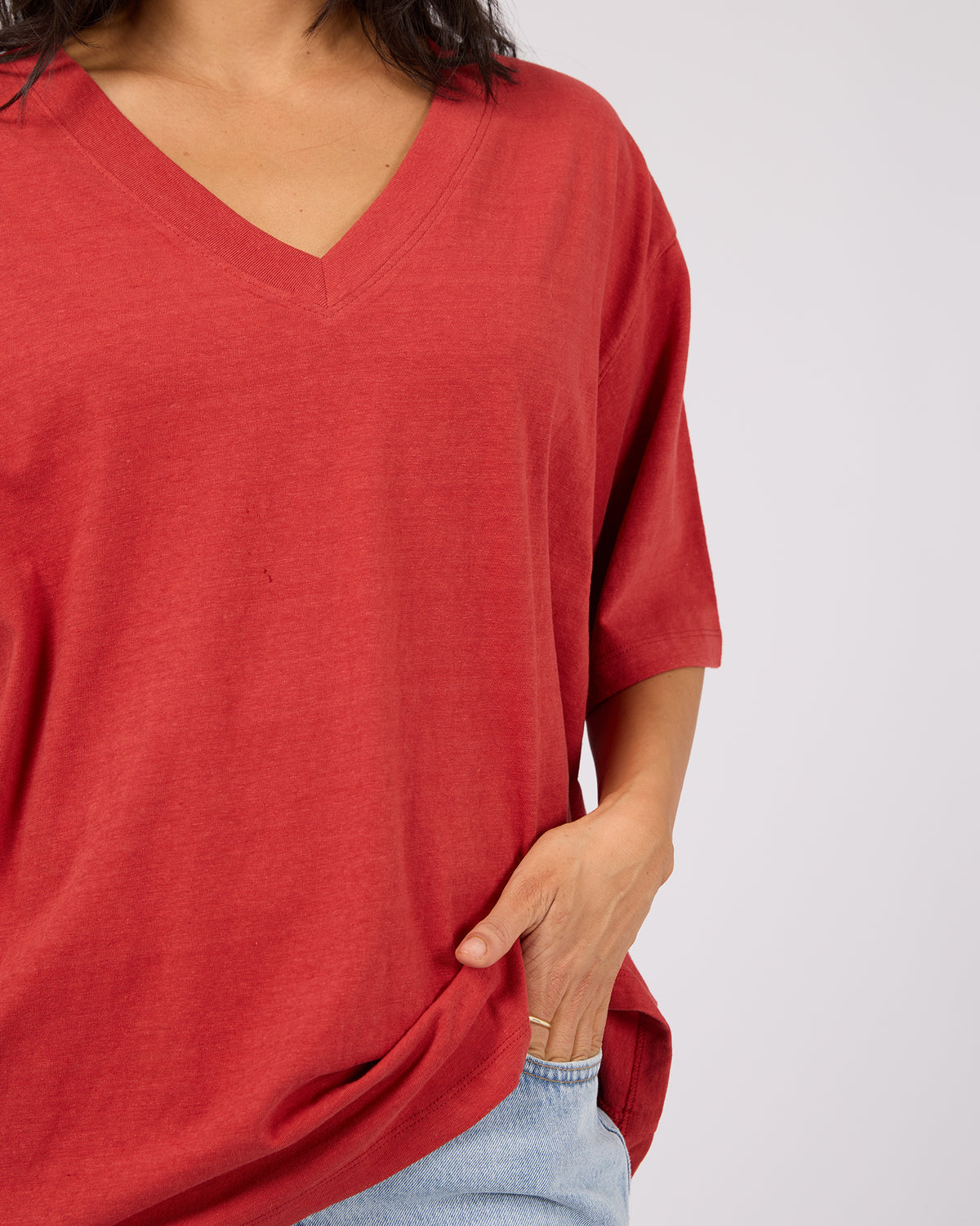 V-Neck Oversized Tee Red