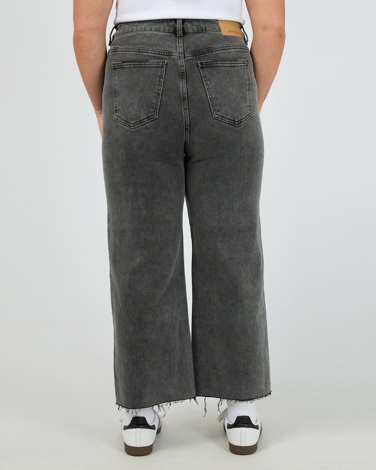 Charlie High Rise Wide Leg Jean Washed Black