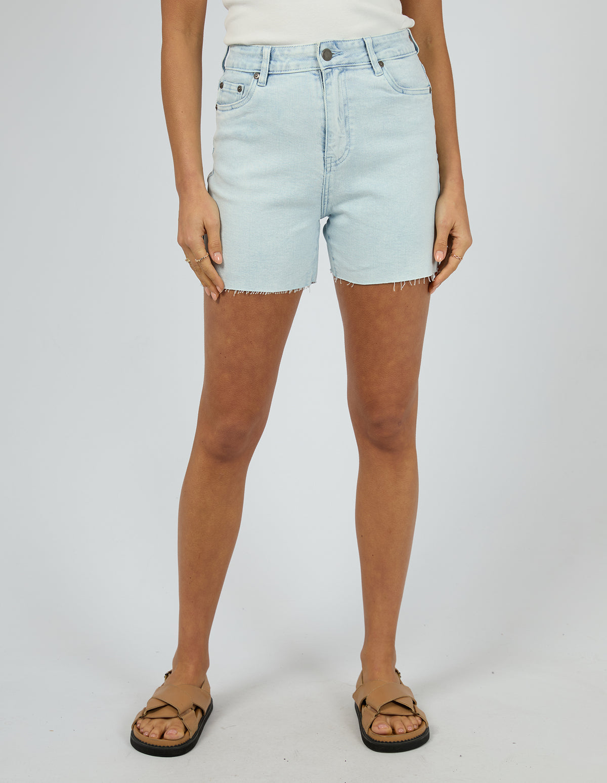 Bobby Cut Off Denim Short Bleach