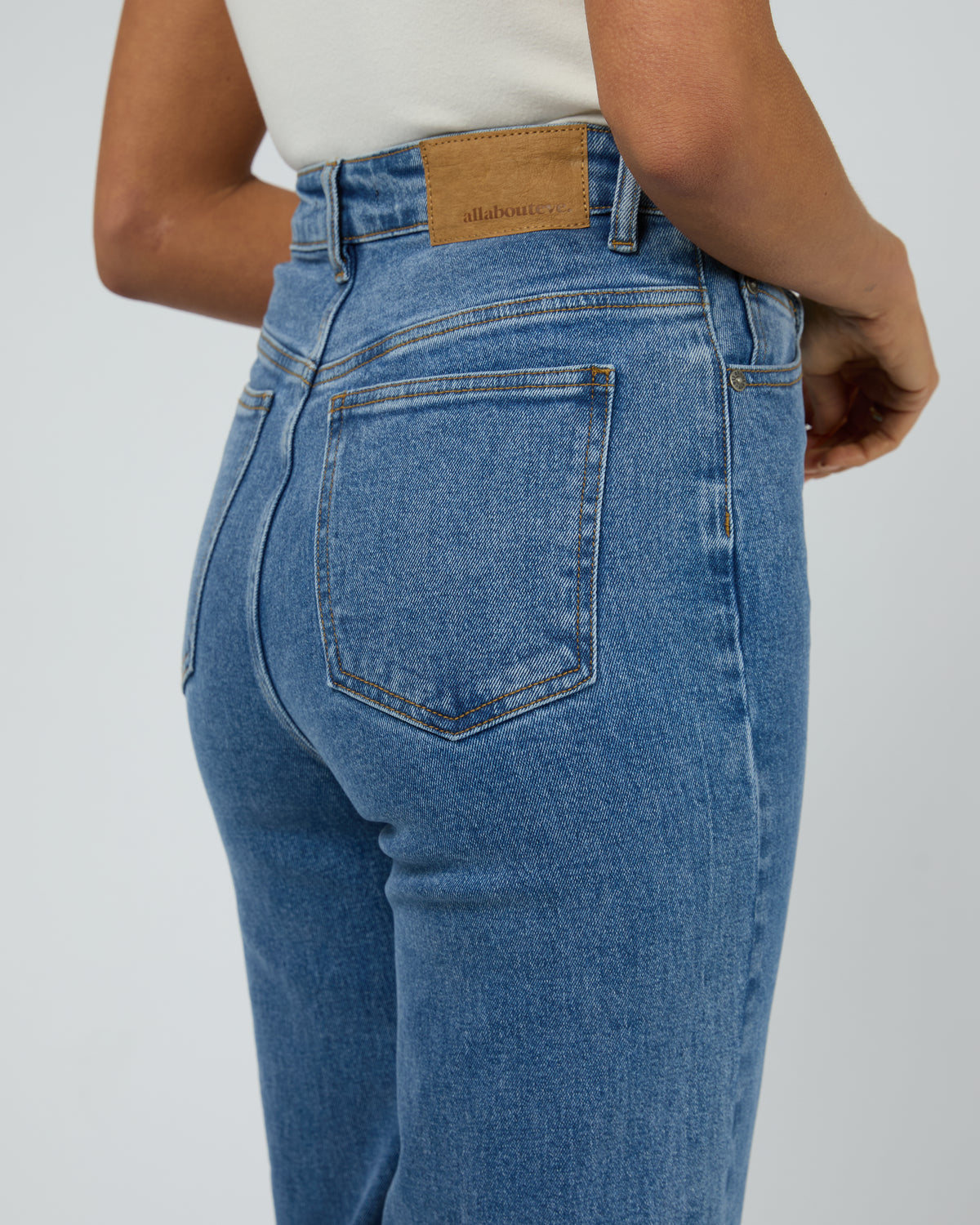 Charlie High Rise Wide Leg Jean Dark Blue