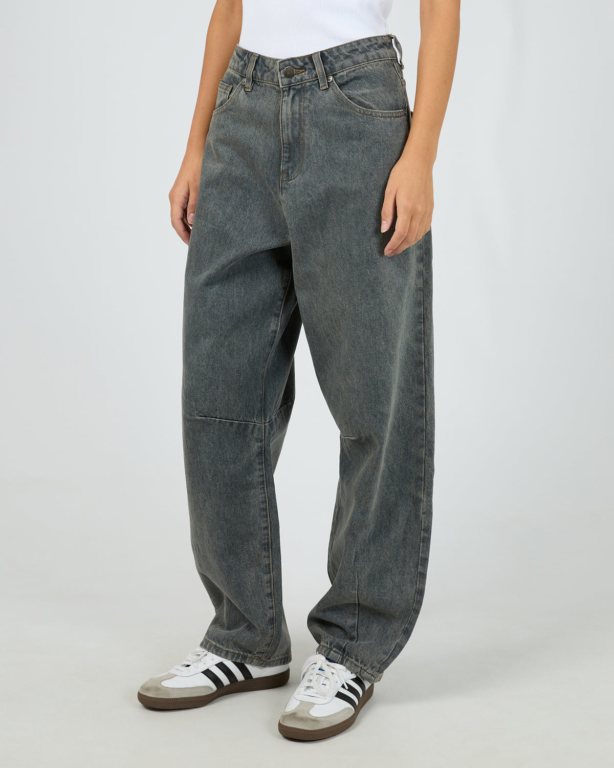 Hallie Barrel Leg Jean Slate