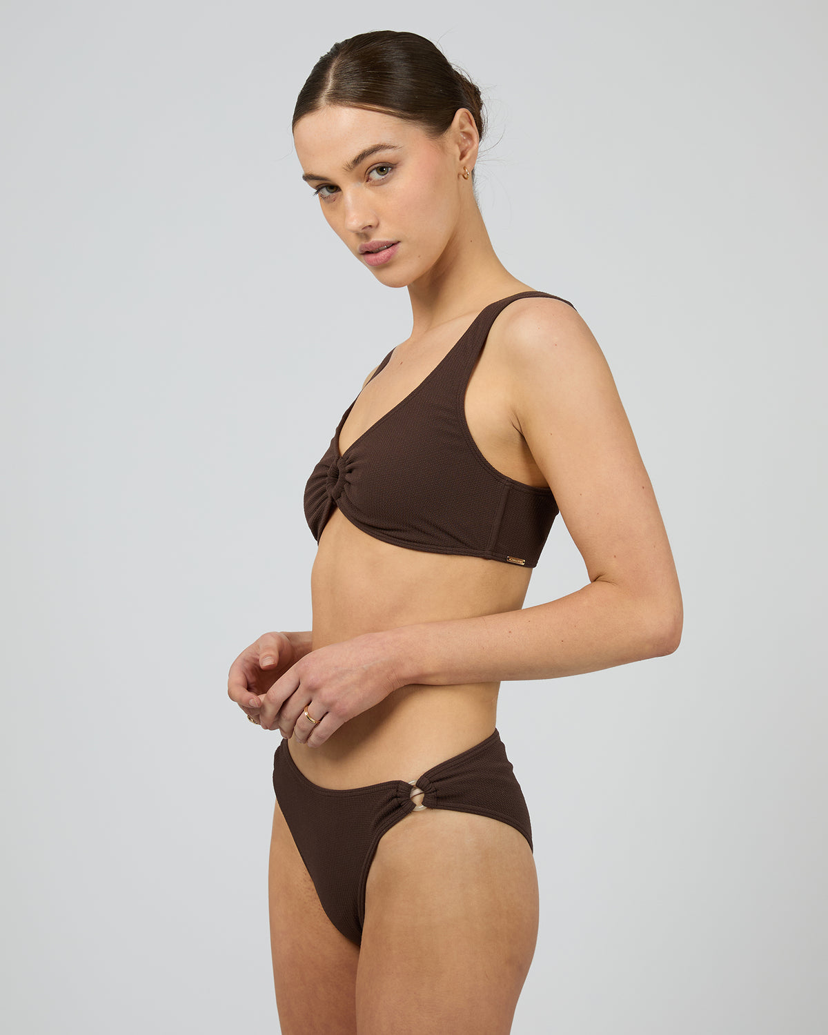 64S0253.BRWN_4_1764742687000