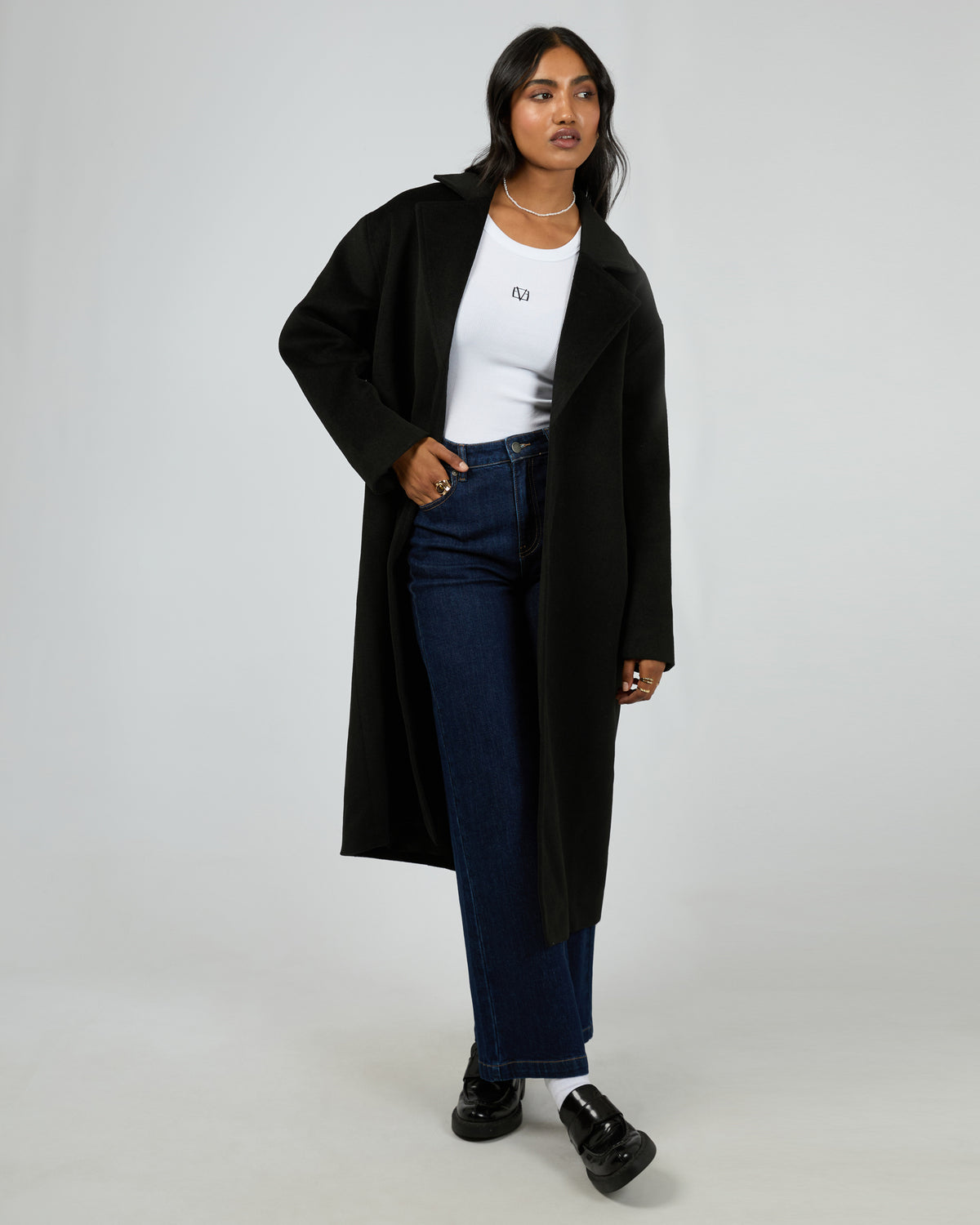 Eve Luxe Basic Coat Black