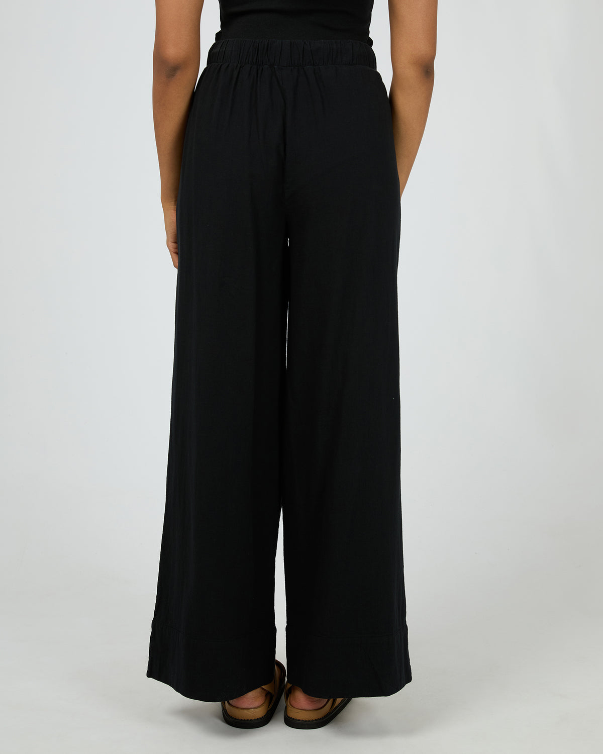 Essential Pant Black
