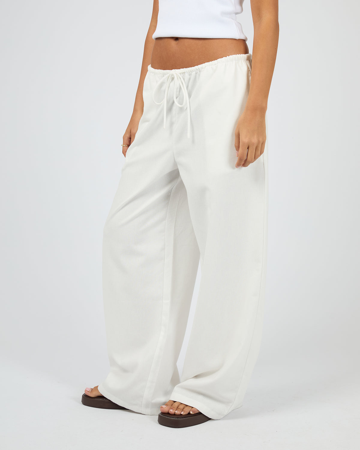 Aae Timeless Drawstring Pant White