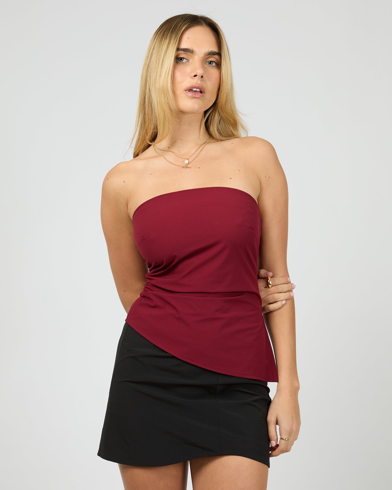 Bree Strapless Top Cherry