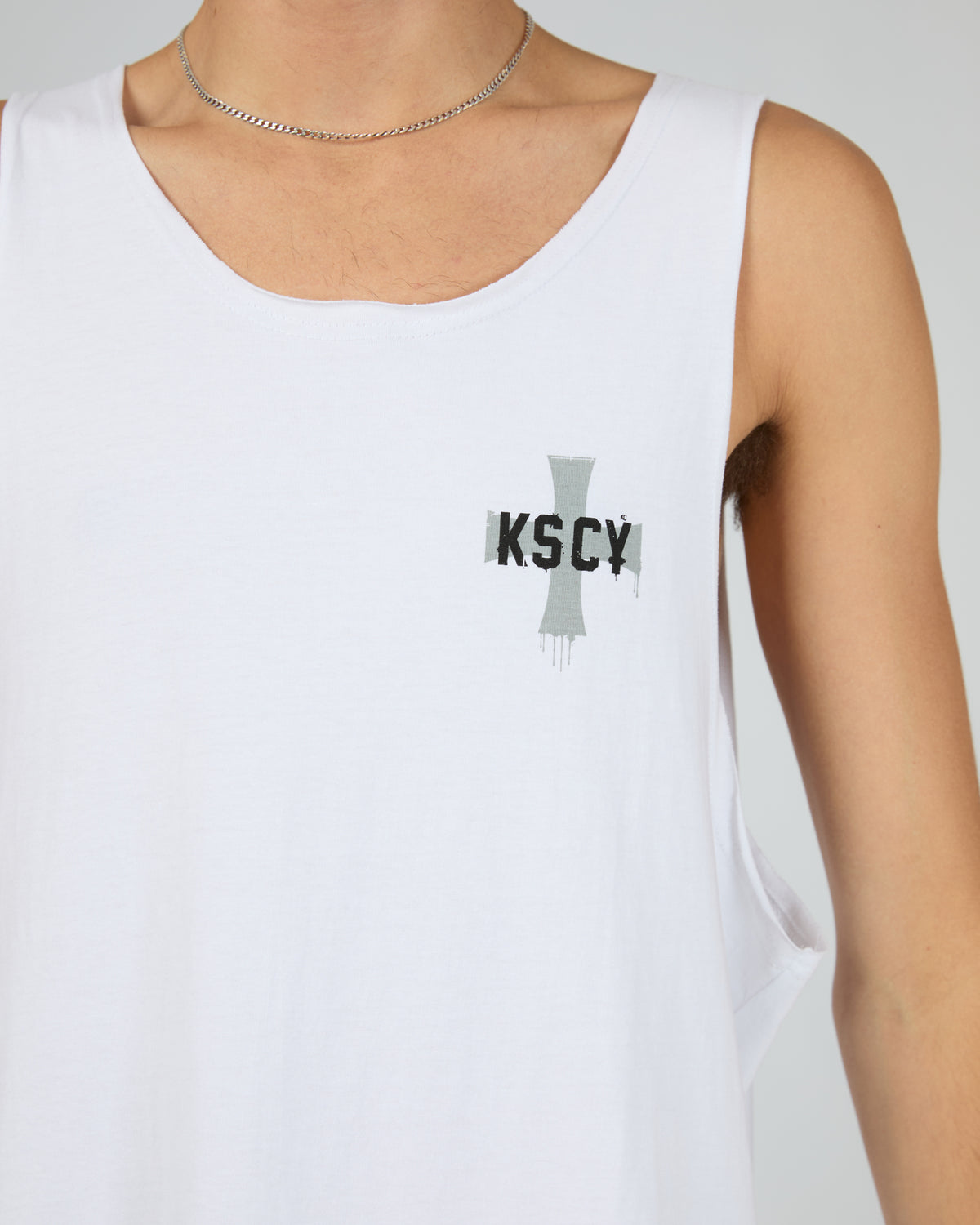 Advisor Raw V Neck Tank White