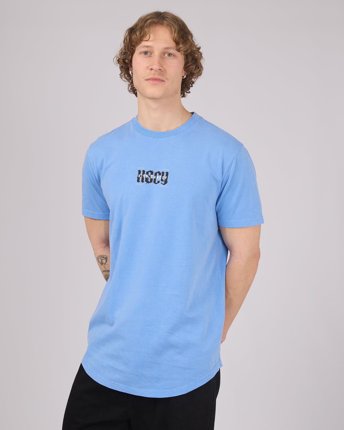 Severance Dual Curved Tee Pigment Cornflower