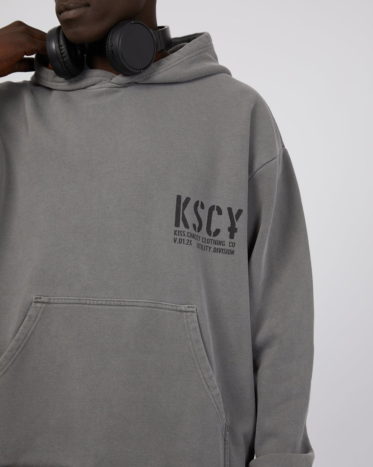 Kiss Chacey-Efficacy Heavy Hooded Sweater Pigment Steel-Edge Clothing