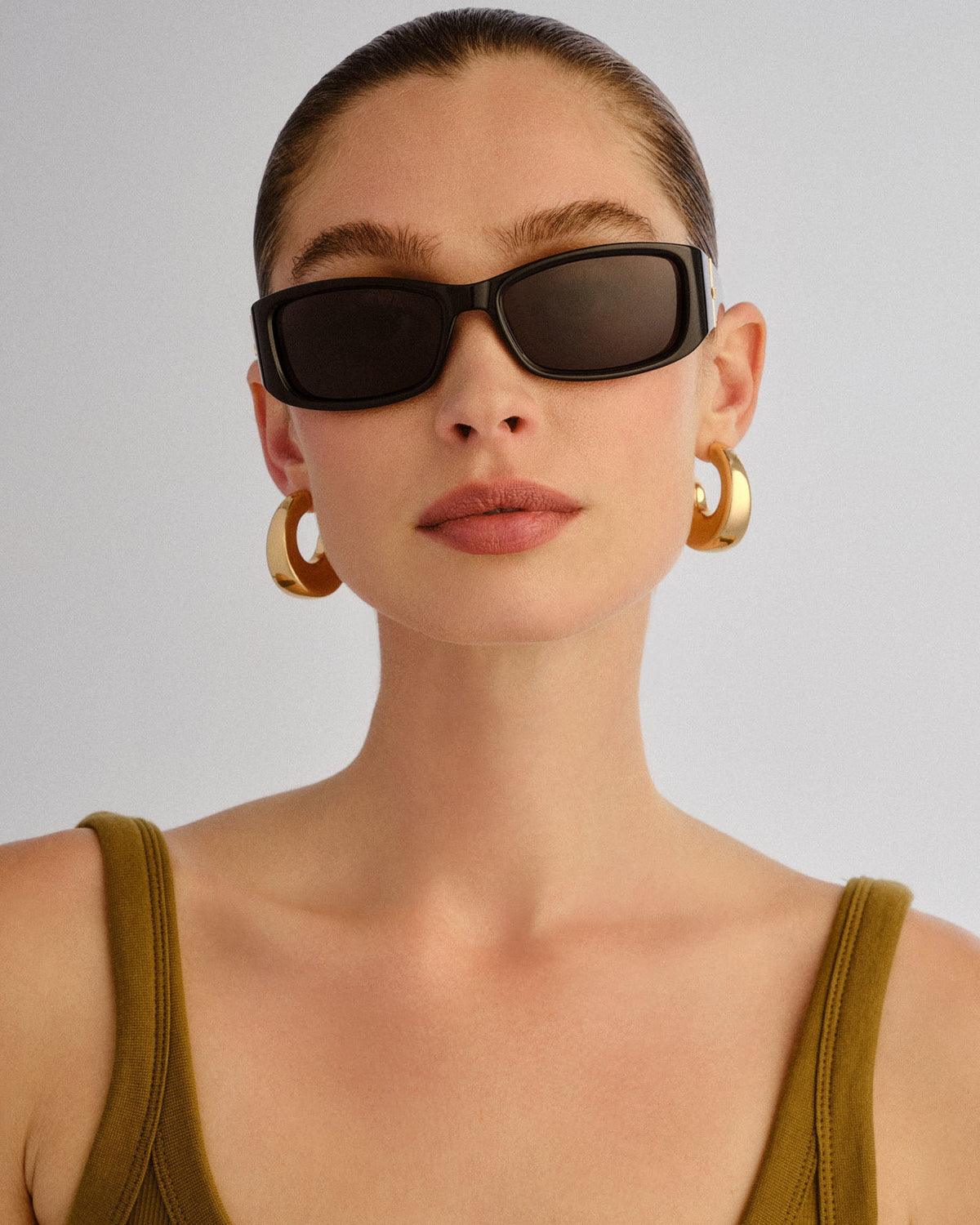 Du Jour Sunglasses Black /Black Smoke Black