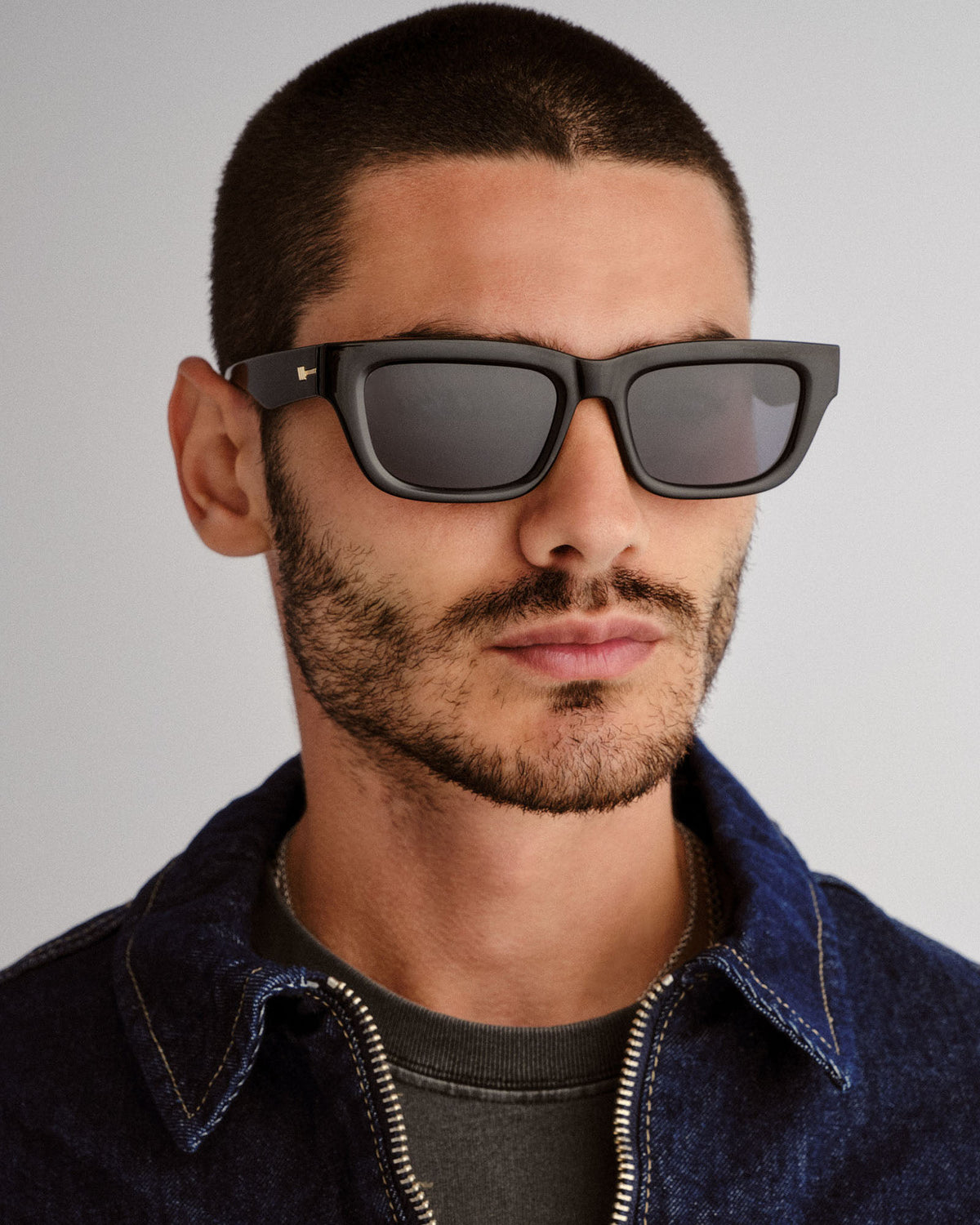 Le Castle Sunglasses Black Smoke Mono Polarised