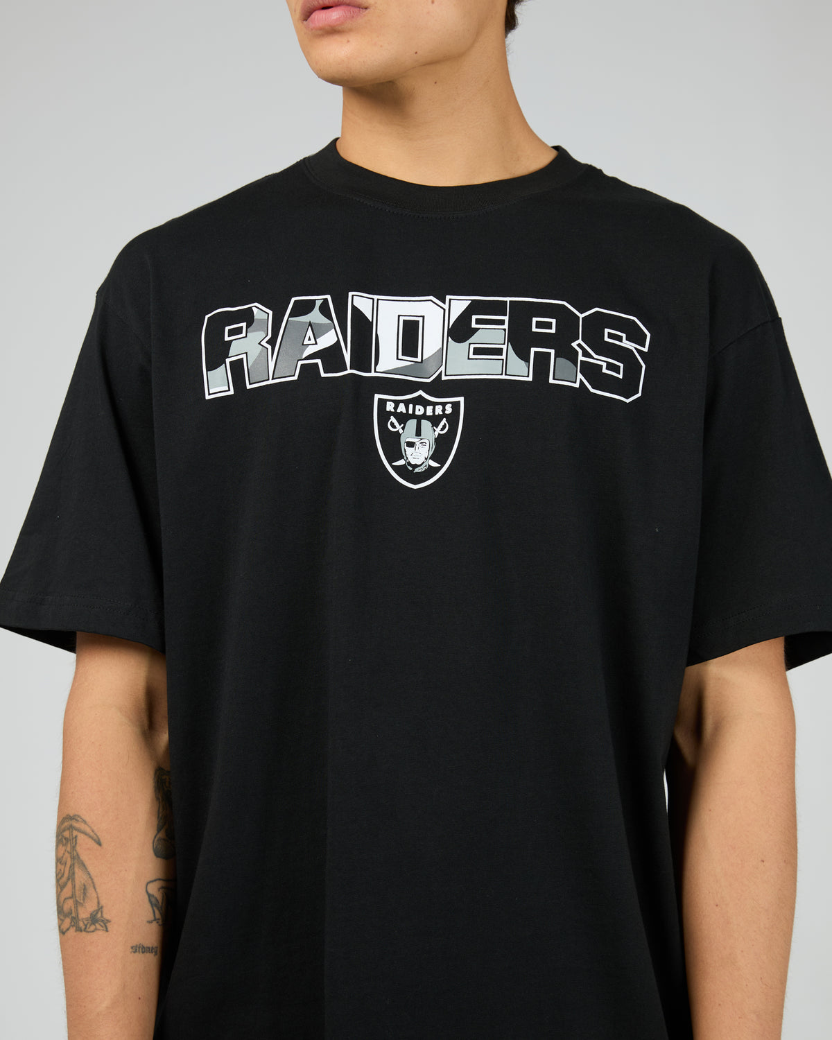 Camo Logo Tee Raiders Black