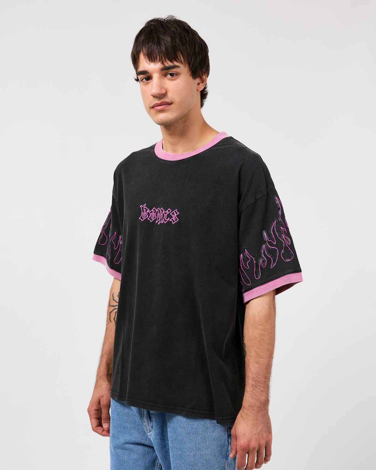 M_BBCTEE7552.WBLK_4_1789956443000