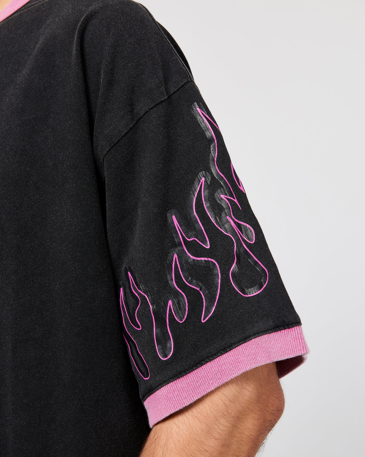 M_BBCTEE7552.WBLK_7_1789956444000