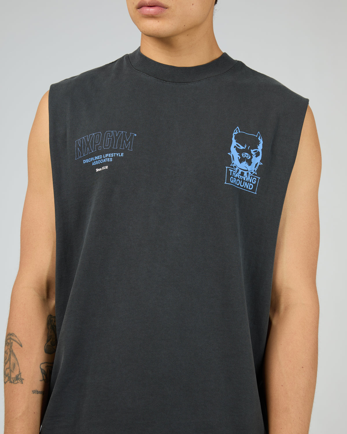 Trait Street Muscle Pigment Black
