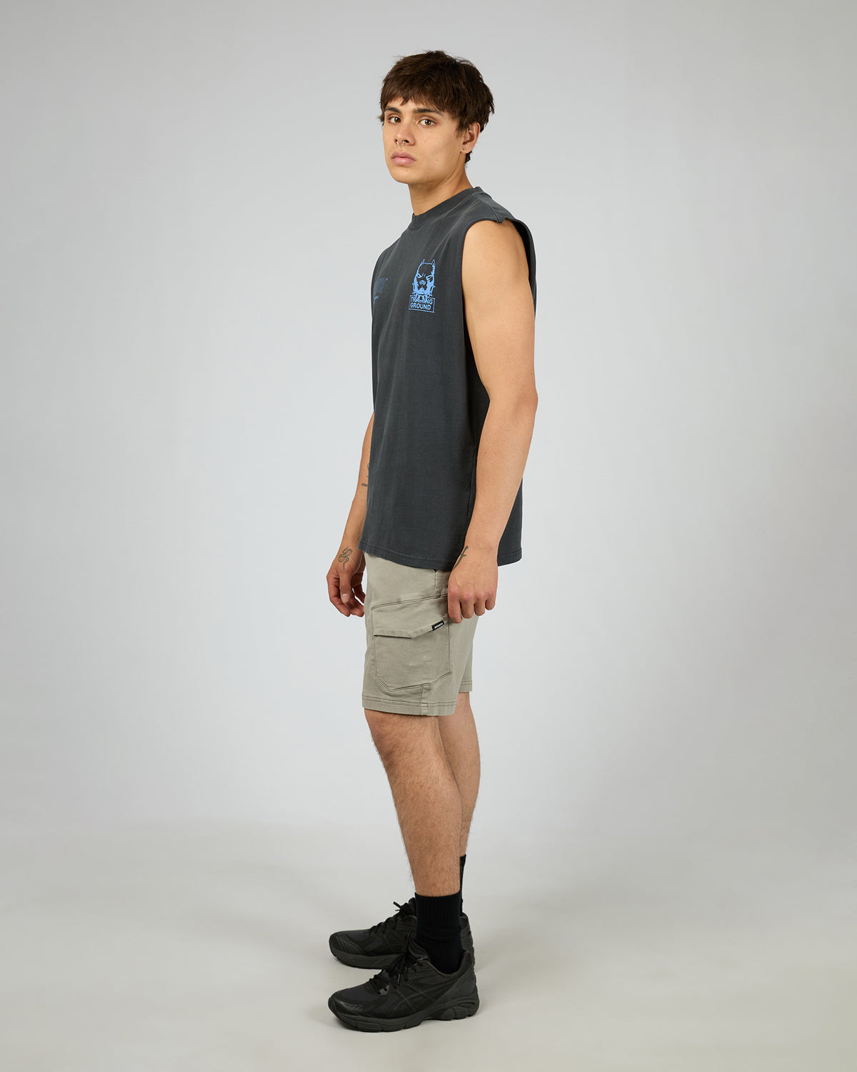 Trait Street Muscle Pigment Black