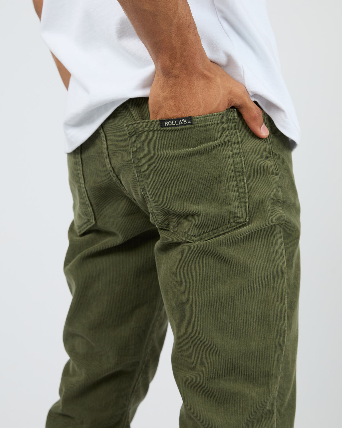 Relaxed Chop Cord Olive
