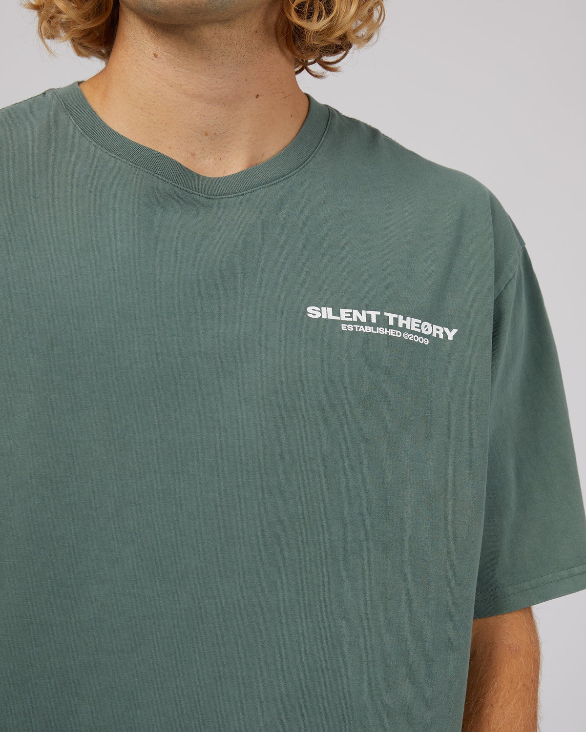 Silent Theory-Essential Theory Tee Green-Edge Clothing