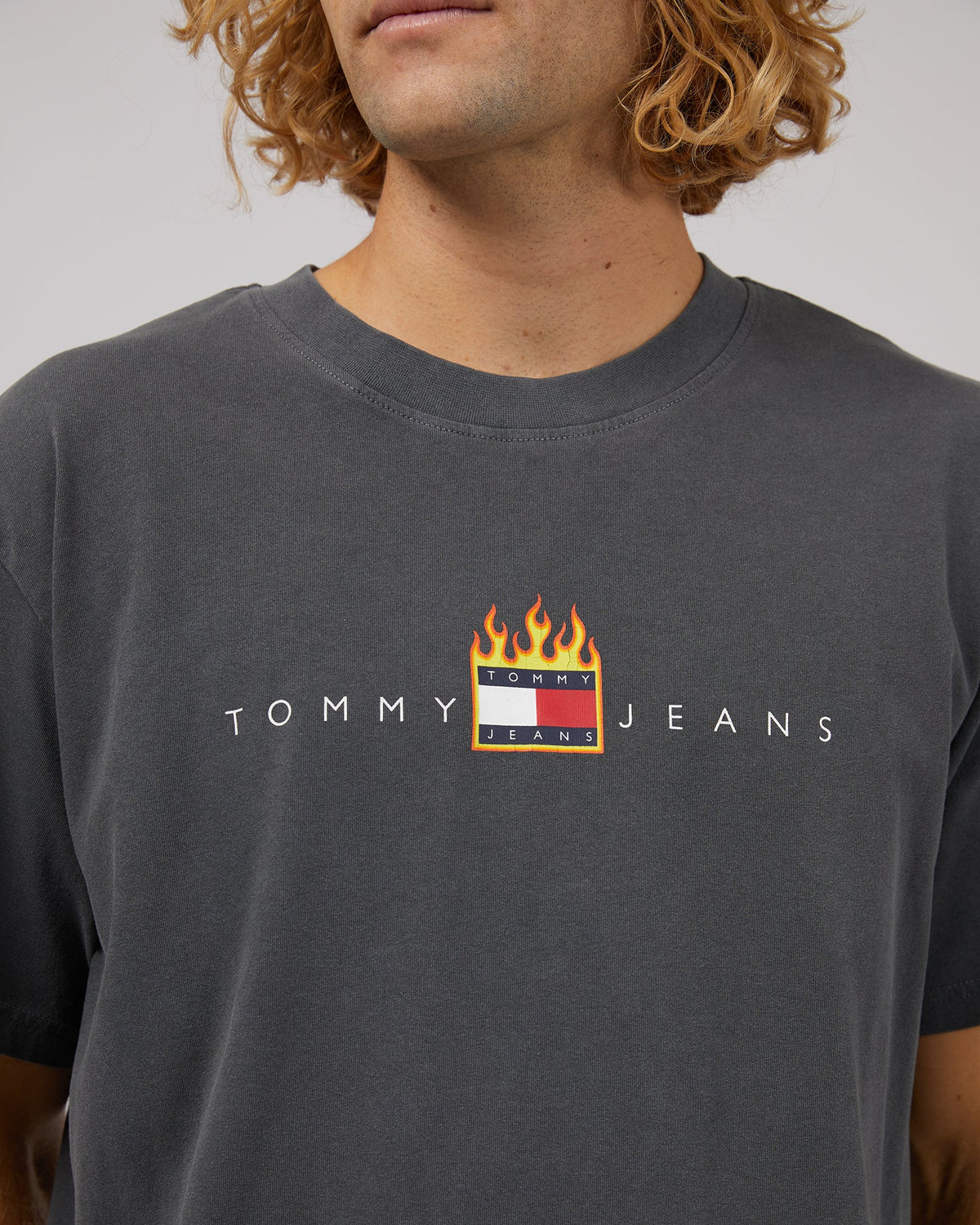 Tommy Hilfiger-Linear Fire Flag Tee Charcoal-Edge Clothing