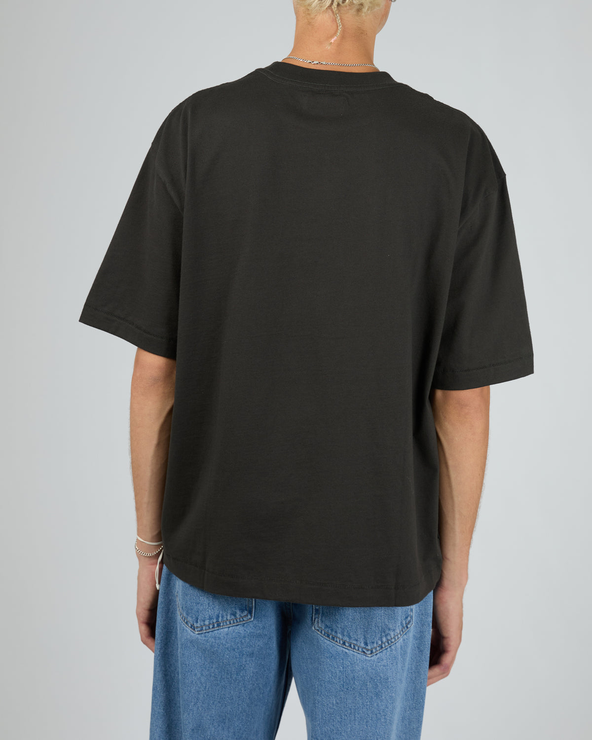 Fangs Boxcar Tee Worn Black