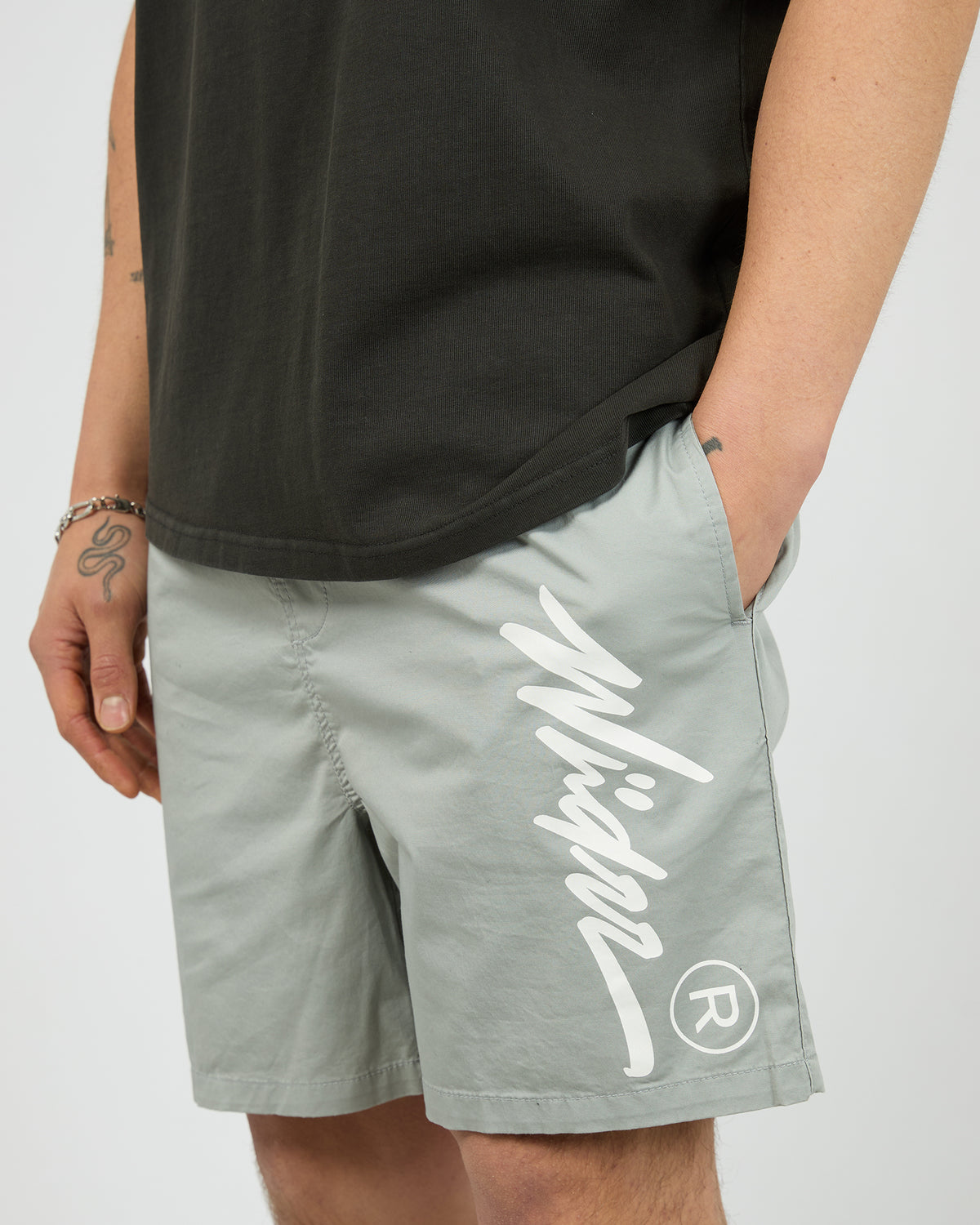 Offend Beach Short Cement Grey