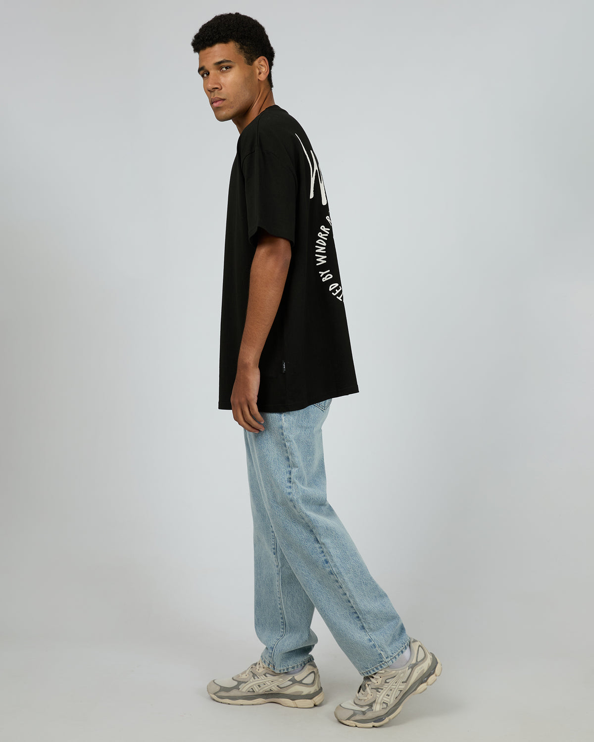 Noise Box Fit Tee Black