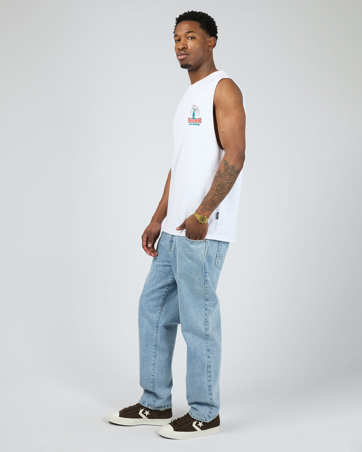 Hardware Muscle Top White