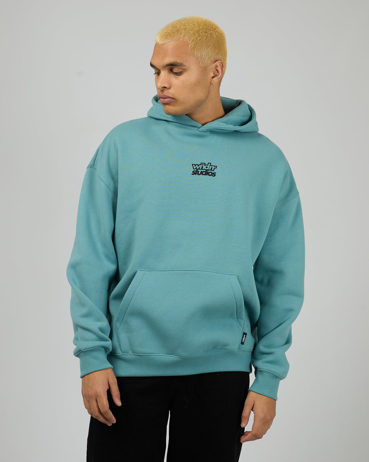 W26FE011.DBLU_1_1776908390000